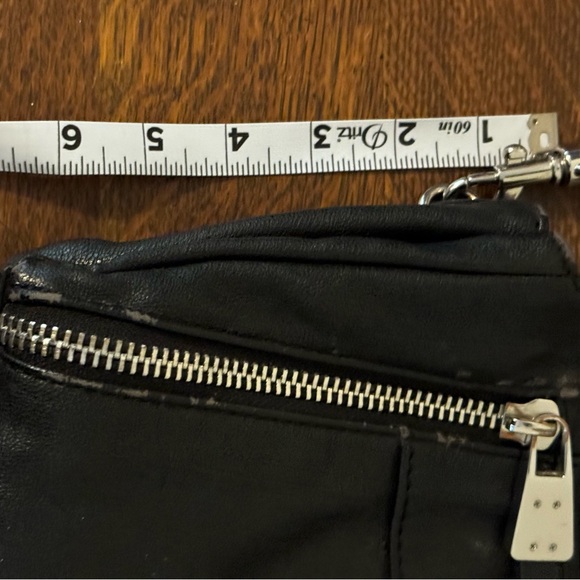 Black Vegan Leather Guess Purse - Picture 11 of 12